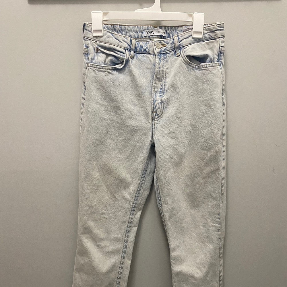 Zara Jeans- Size 8